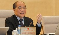 Parlamentspräsident Nguyen Sinh Hung empfängt Delegation des US-Repräsentantenhauses