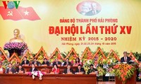 Premierminister Nguyen Tan Dung bei Sitzung der Parteileitung der Küstenstadt Hai Phong