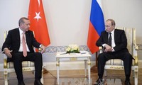 Russland hebt Verbot für Charterflüge in Türkei auf