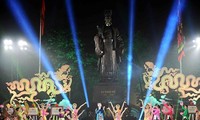 Hanoi veranstaltet zahlreiche Kunstaktivitäten zur Vorbereitung auf das Neujahrsfest Tet