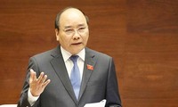 Premierminister Nguyen Xuan Phuc:Vietnam beharrt auf Stabilisierung der Makrowirtschaft