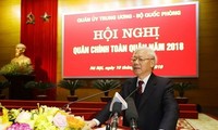 KPV-Generalsekretär Nguyen Phu Trong nimmt an politisch-militärischer Konferenz teil