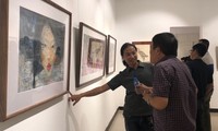 Ausstellung der Werke auf Do-Papier in Hanoi