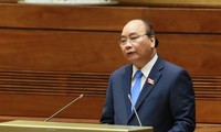 Premierminister Nguyen Xuan Phuc: Aufbau konstruktiver Regierung, Verbesserung des Geschäftsumfelds