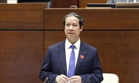 Fragestunde mit Bildungsminister: Vietnam bereitet sich auf digitale Transformation in Bildung vor