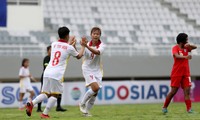 Vietnamesische U18-Fußballmannschaft der Frauen gewinnt die Auswahl aus Singapur