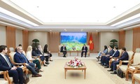 Vietnam und Polen verstärken Zusammenarbeit auf multilateralen und regionalen Foren