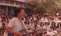 Konzert mit Liedern von Phu Quang im Hanoier Opernhaus