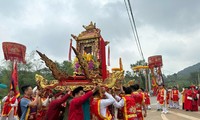 Pho Cat-Tempel-Fest in Thanh Hoa wiederbelebt