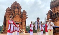 Neun Städte und Provinzen nehmen am Kulturfest der Cham in Ninh Thuan teil