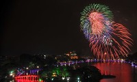 Vietnamese welcome Lunar New Year 2018 