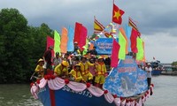 Sea worshipping ceremony prays for big catches