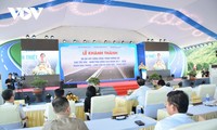 Two more sections of trans-Vietnam expressway inaugurated 