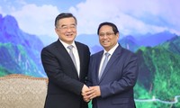 Vietnam, China reaffirm importance of bilateral ties