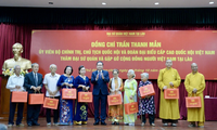 Party and State always support overseas Vietnamese: Top legislator 