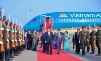 PM arrives in Vientiane, starting Laos visit