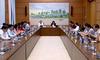 Vietnam seeks bold institutional reform to boost economy