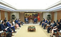 Vietnam, US discuss deepening partnership