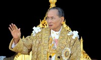 พระบาทสมเด็จพระเจ้าอยู่หัวไทยสวรรคต