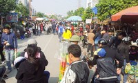 ตลาดนัด ห่าง ที่เมืองไฮฟองช่วงใกล้ตรุษเต๊ตประเพณี