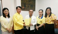 ตีพิมพ์หนังสือประวัติศาสตร์ ประธานโฮจิมินห์ในประเทศไทย