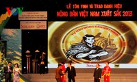 Outstanding Vietnamese farmers honored