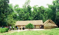 Tribute paid to President Ho Chi Minh in Nghe An