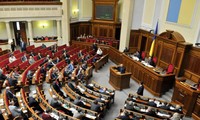 Ukraine’s parliament dismisses President Viktor Yanukovych