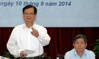PM: business licensing in no more than two days