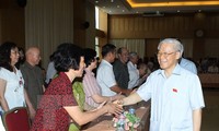 Party, state, government leaders meet voters