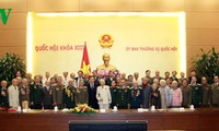 Deputy National Assembly Chairman Huynh Ngoc Son met Capital Regimen veterans