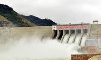 Generator 1 of Lai Chau hydro-power plant begins operations