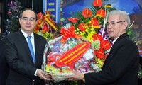 VFF President congratulates Vietnam Committee for Catholic Solidarity on Christmas