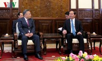 Vietnam to create favorable, stable business environment for foreign investors