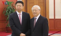 阮富仲会见中共中央总书记习近平特使宋涛