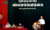 Premierminister Nguyen Tan Dung trifft Wähler in Hai Phong