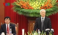 KPV-Generalsekretär Nguyen Phu Trong: Entwicklung der Unternehmen im Interesse des Landes
