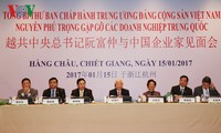 KPV-Generalsekretär Nguyen Phu Trong trifft chinesische Unternehmer