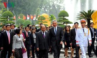 Singapurs Premierminister Lee Hsien Loong beendet seinen Besuch in Vietnam