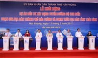 Premierminister Nguyen Xuan Phuc trifft Wähler in Hai Phong