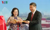 Parlamentspräsidentin Nguyen Thi Kim Ngan trifft chinesischen Staatspräsident Xi Jinping