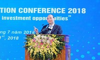 Premierminister Nguyen Xuan Phuc nimmt an Investitionskonferenz in Thai Nguyen teil