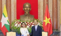 Staatspräsident Tran Dai Quang empfängt Beraterin des myanmarischen Staates San Suu Kyi