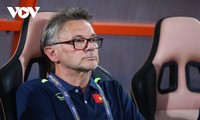 Trainer Troussier entschuldigt sich bei vietnamesischen Fans