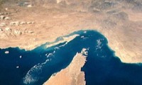 Iran warns to close the Strait of Hormuz if US provokes