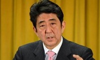  Japanese Prime Minister proposes summit with China