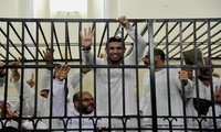  Egypt court acquits nearly 170 Morsi supporters 