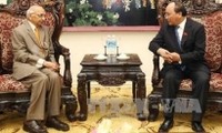 Deputy Prime Minister Nguyen Xuan Phuc receives IADL former President 