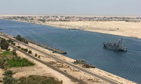 Egypt to dig new canal alongside Suez Canal