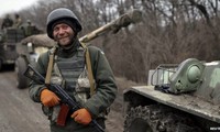 The Ukrainian begins heavy weapons withdrawal 